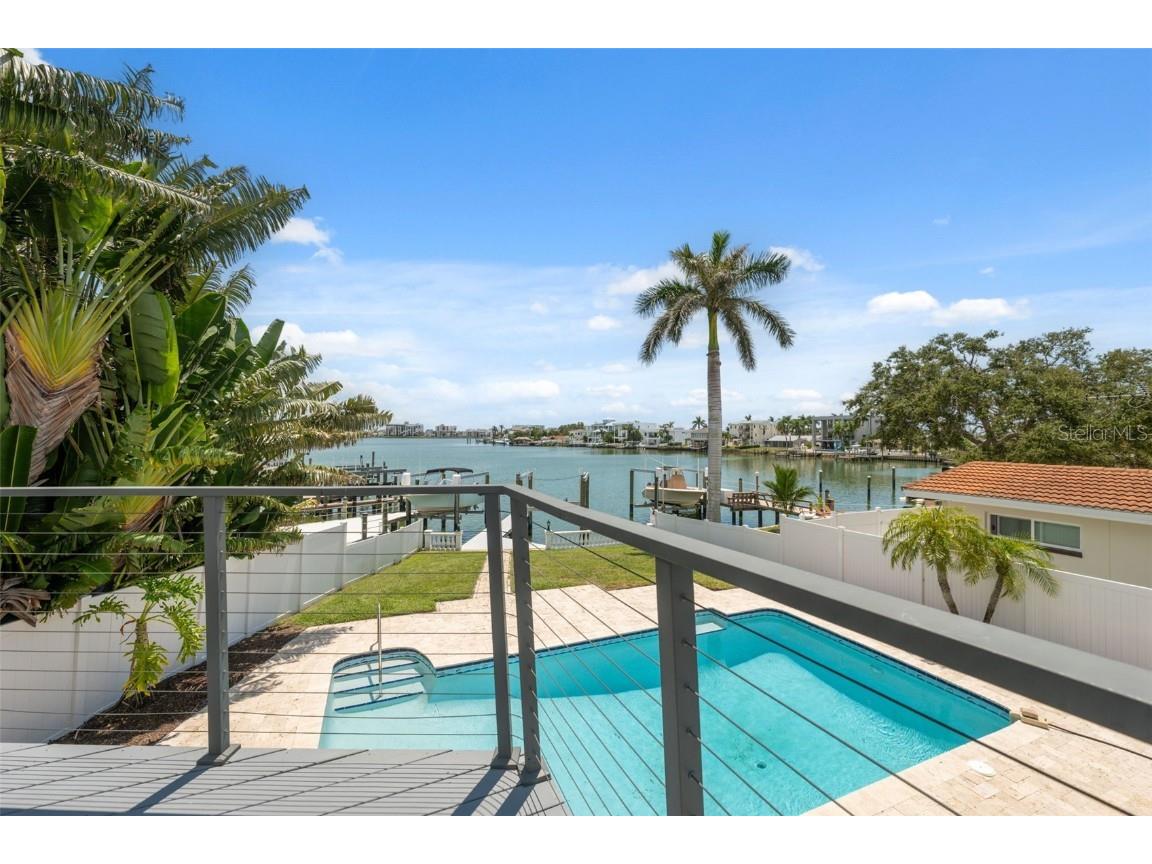 900 79th Street S Saint Petersburg FL 33707 TB8420103 image57