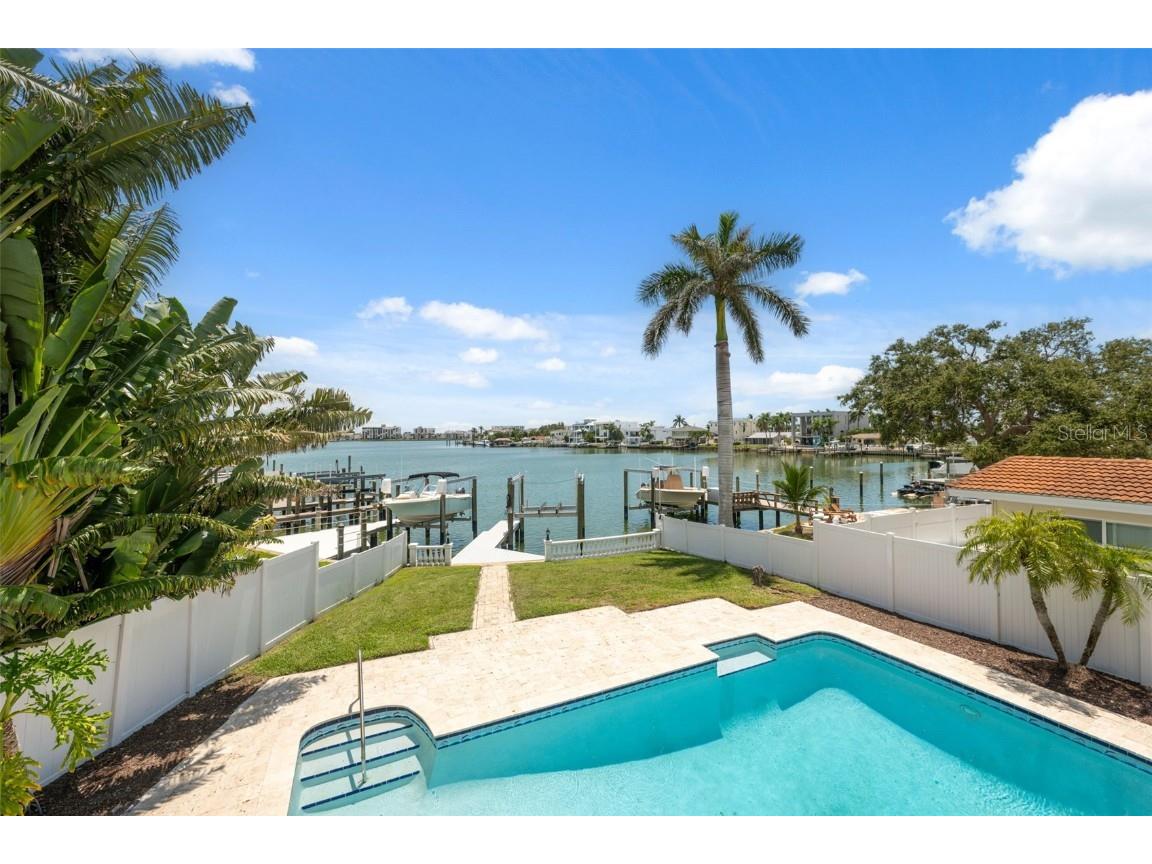 900 79th Street S Saint Petersburg FL 33707 TB8420103 image58