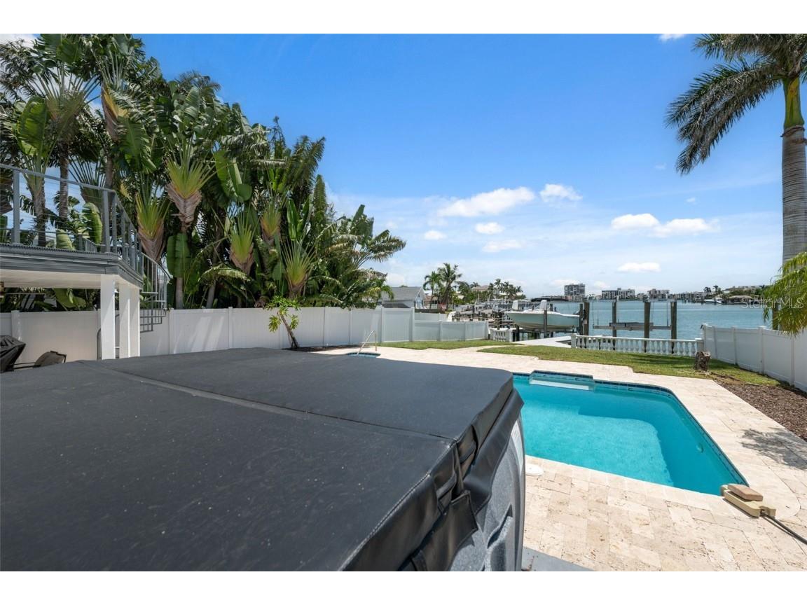 900 79th Street S Saint Petersburg FL 33707 TB8420103 image62