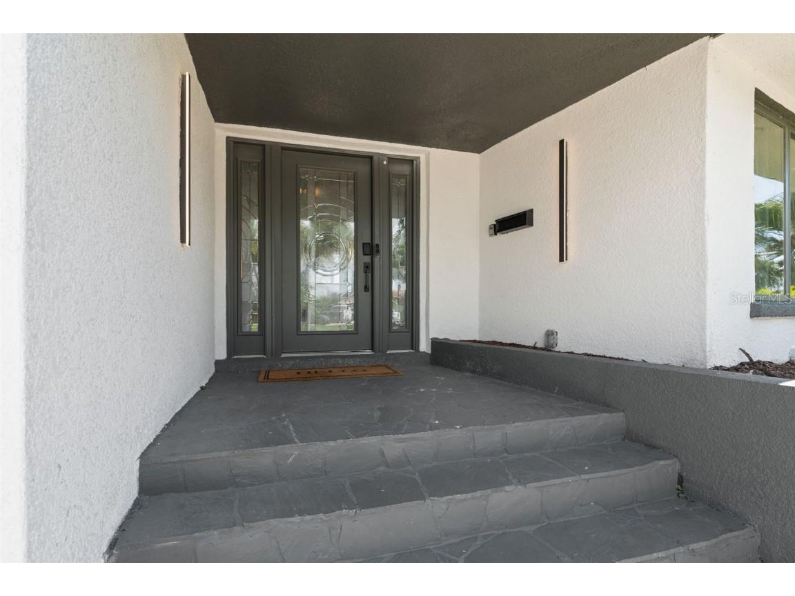 900 79th Street S Saint Petersburg FL 33707 TB8420103 image71