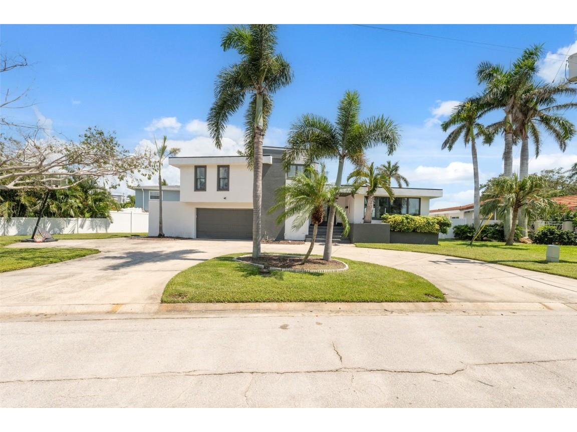 900 79th Street S Saint Petersburg FL 33707 TB8420103 image72