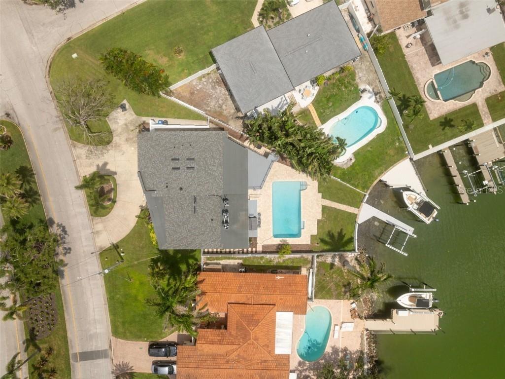 900 79th Street S Saint Petersburg FL 33707 TB8420103 image77