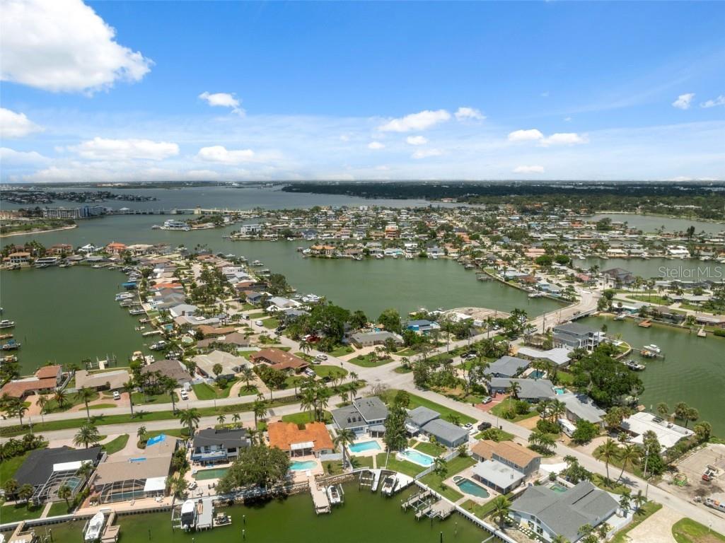 900 79th Street S Saint Petersburg FL 33707 TB8420103 image85