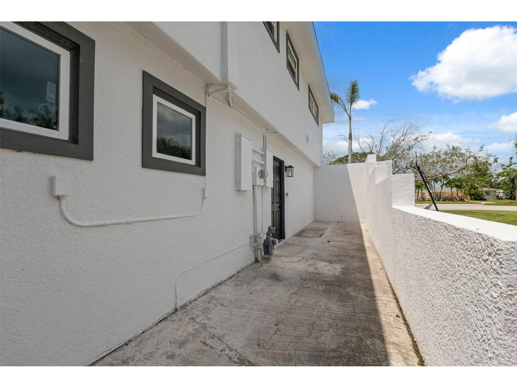 900 79th Street S Saint Petersburg FL 33707 TB8495517 image63