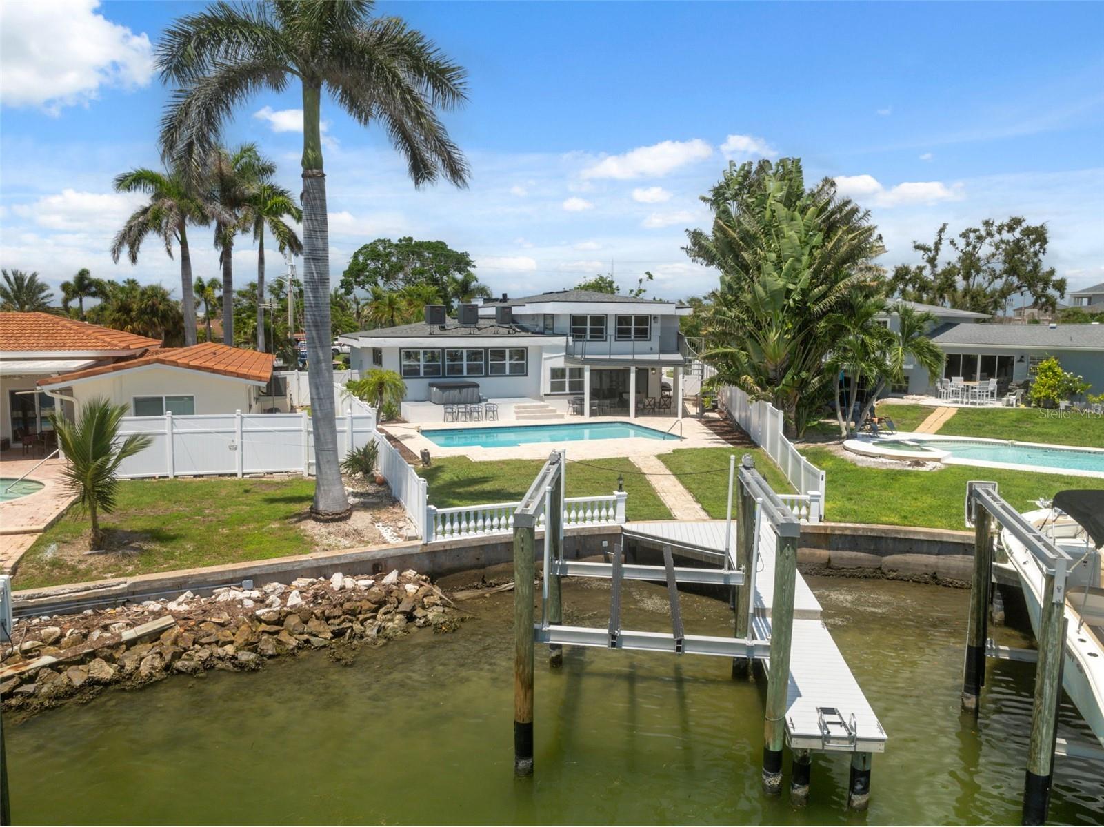 900 79th Street S Saint Petersburg FL 33707 TB8495517 image64
