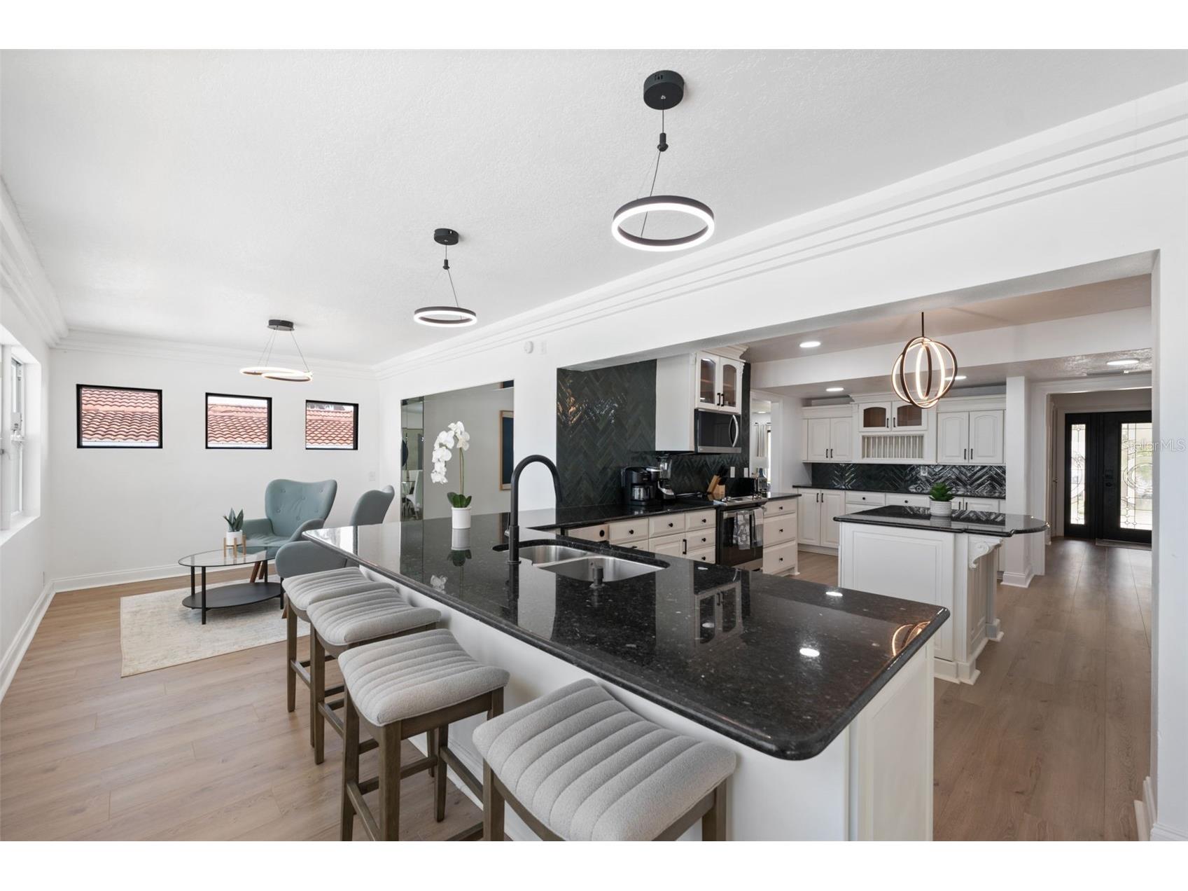 900 79th Street S Saint Petersburg FL 33707 TB8495517 image8