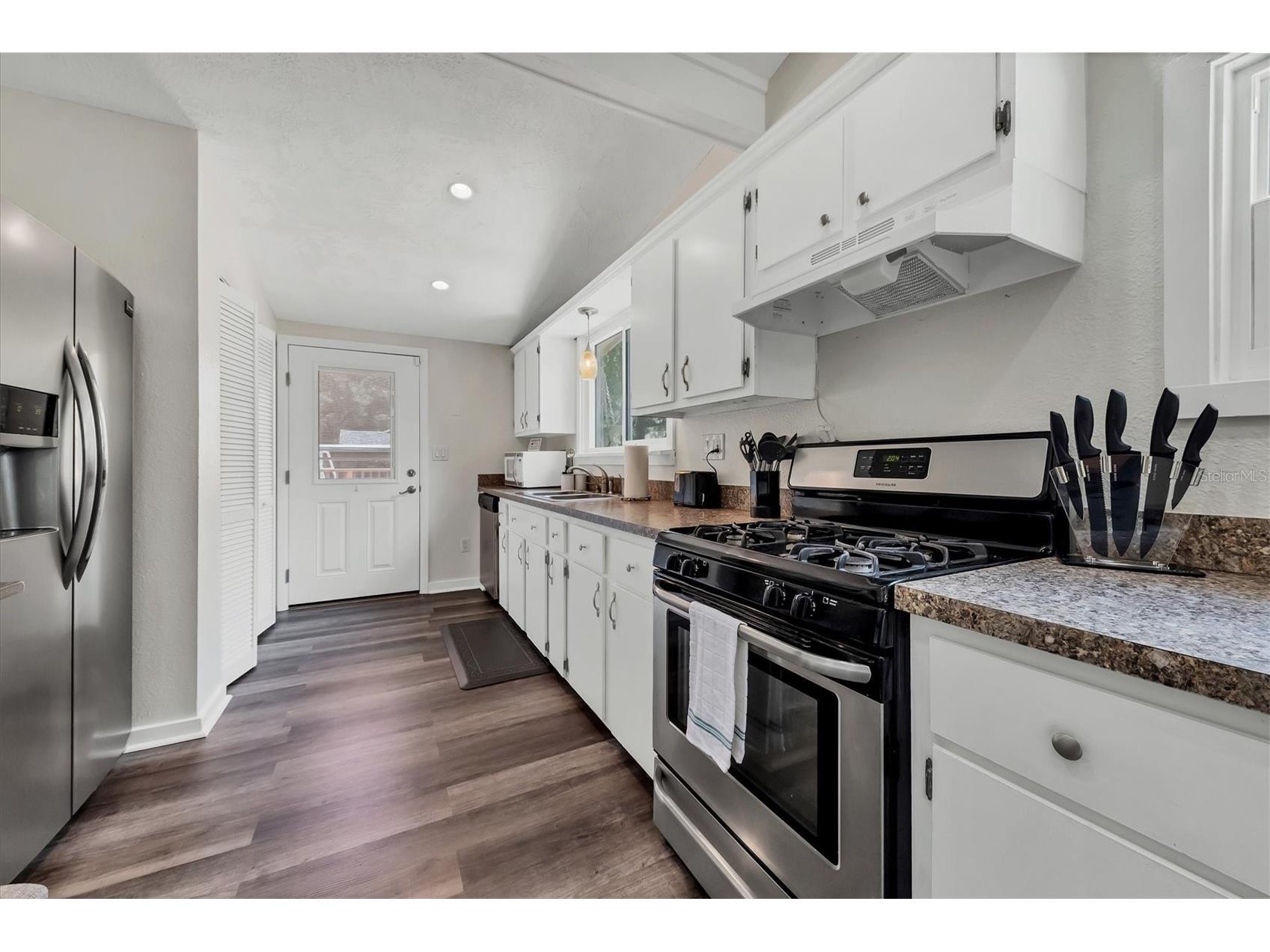900 Beverly Avenue Largo FL 33770 TB8524897 image10