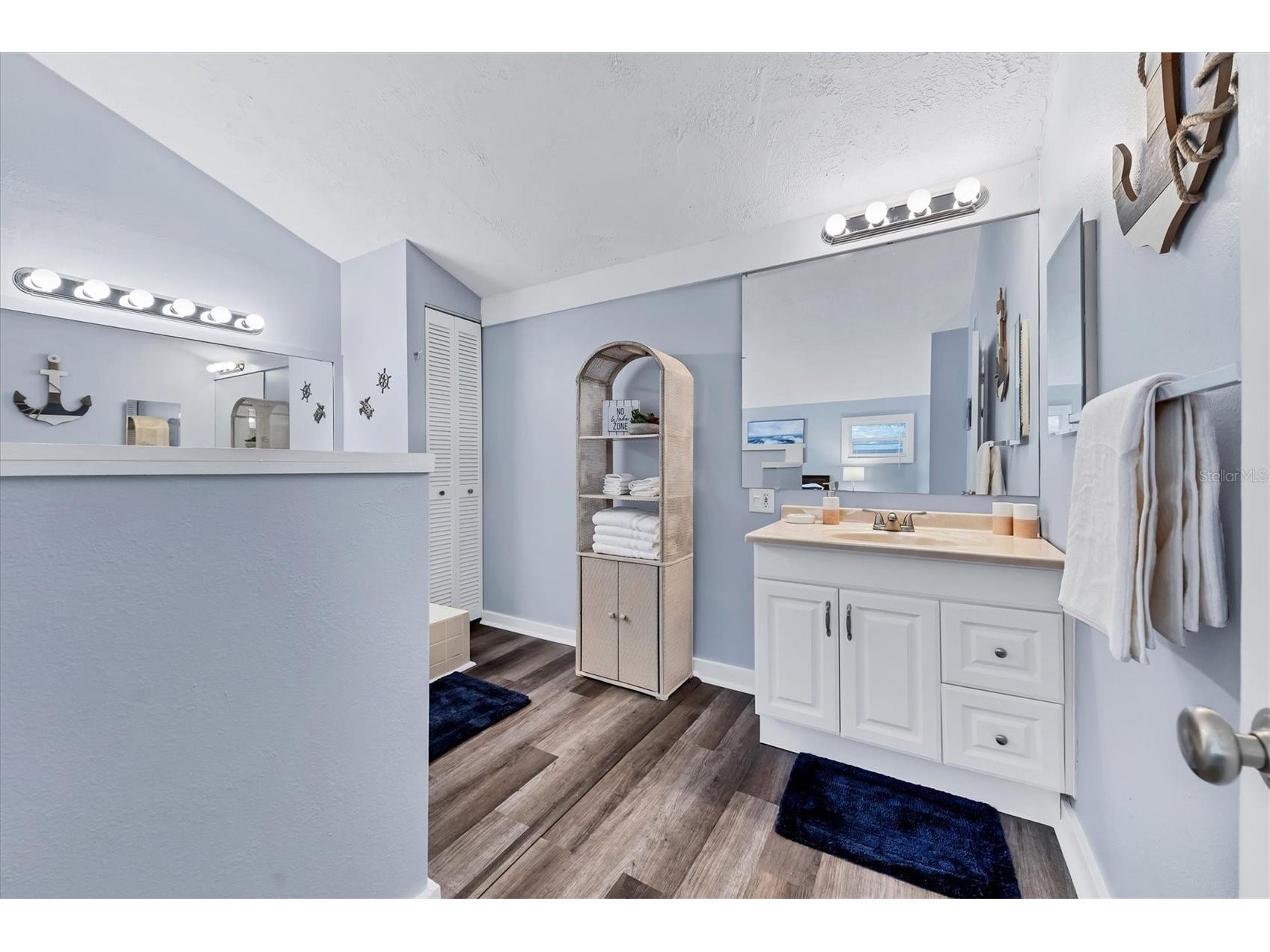 900 Beverly Avenue Largo FL 33770 TB8524897 image19