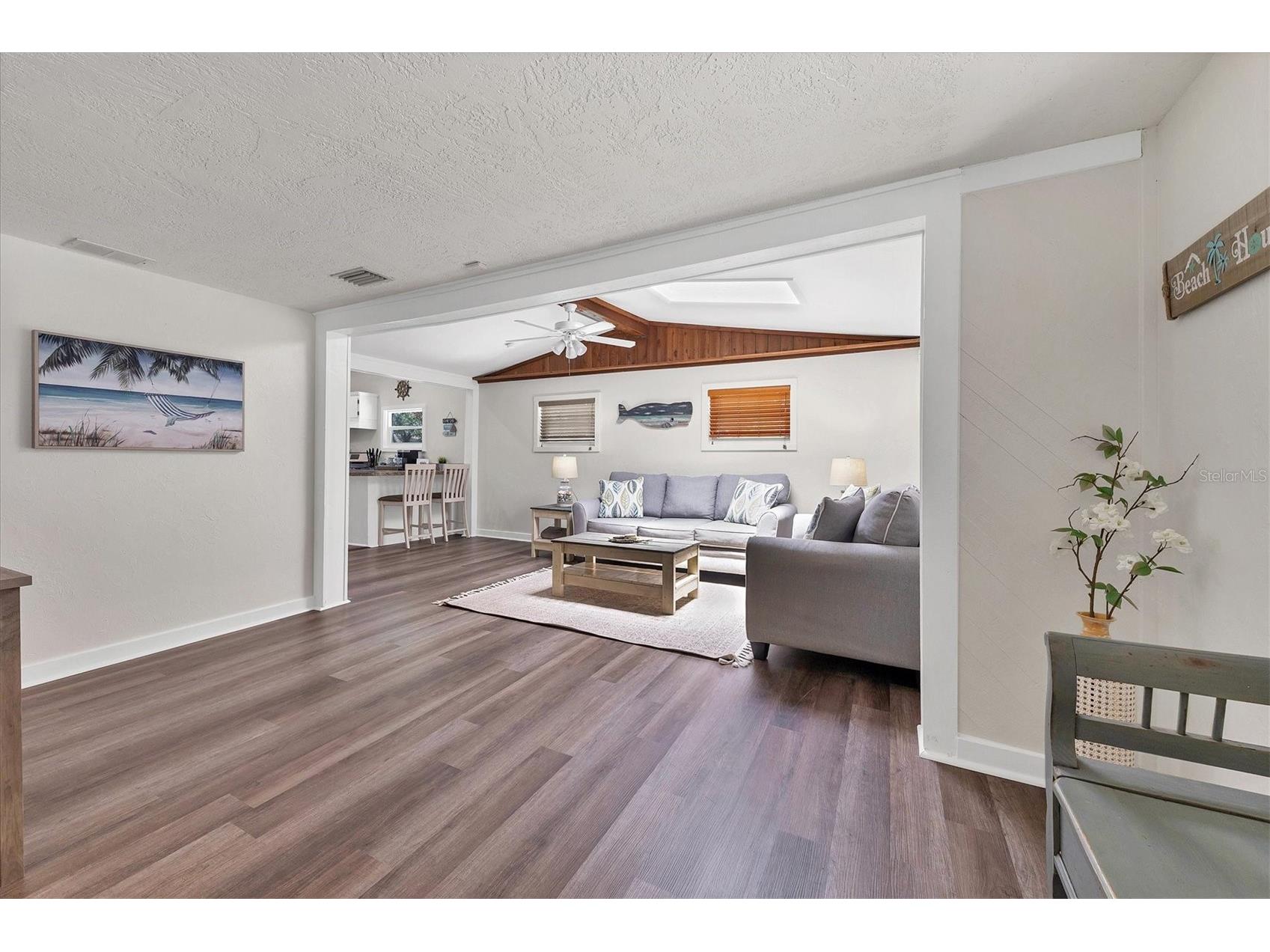 900 Beverly Avenue Largo FL 33770 TB8524897 image3