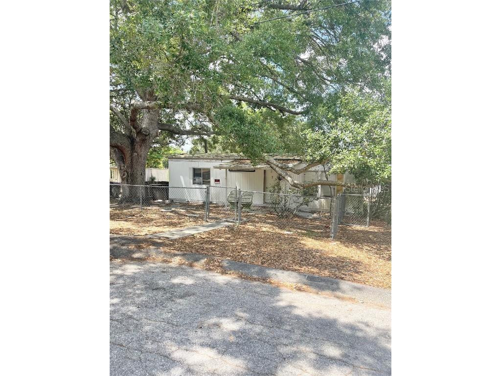 900 Carver Street Lake Wales FL 33853 P4925319 image1