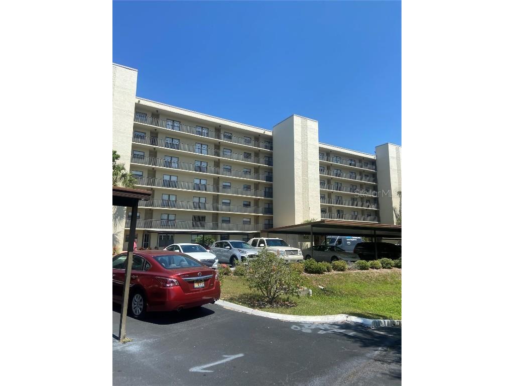 900 Cove Cay Drive #4G Clearwater FL 33760 U8195703 image1