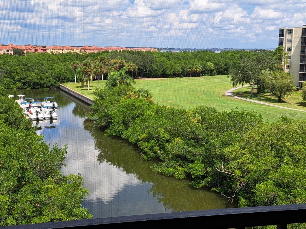 900 Cove Cay Drive #5F Clearwater FL 33760 - TAMPA BAY T3468898 image1