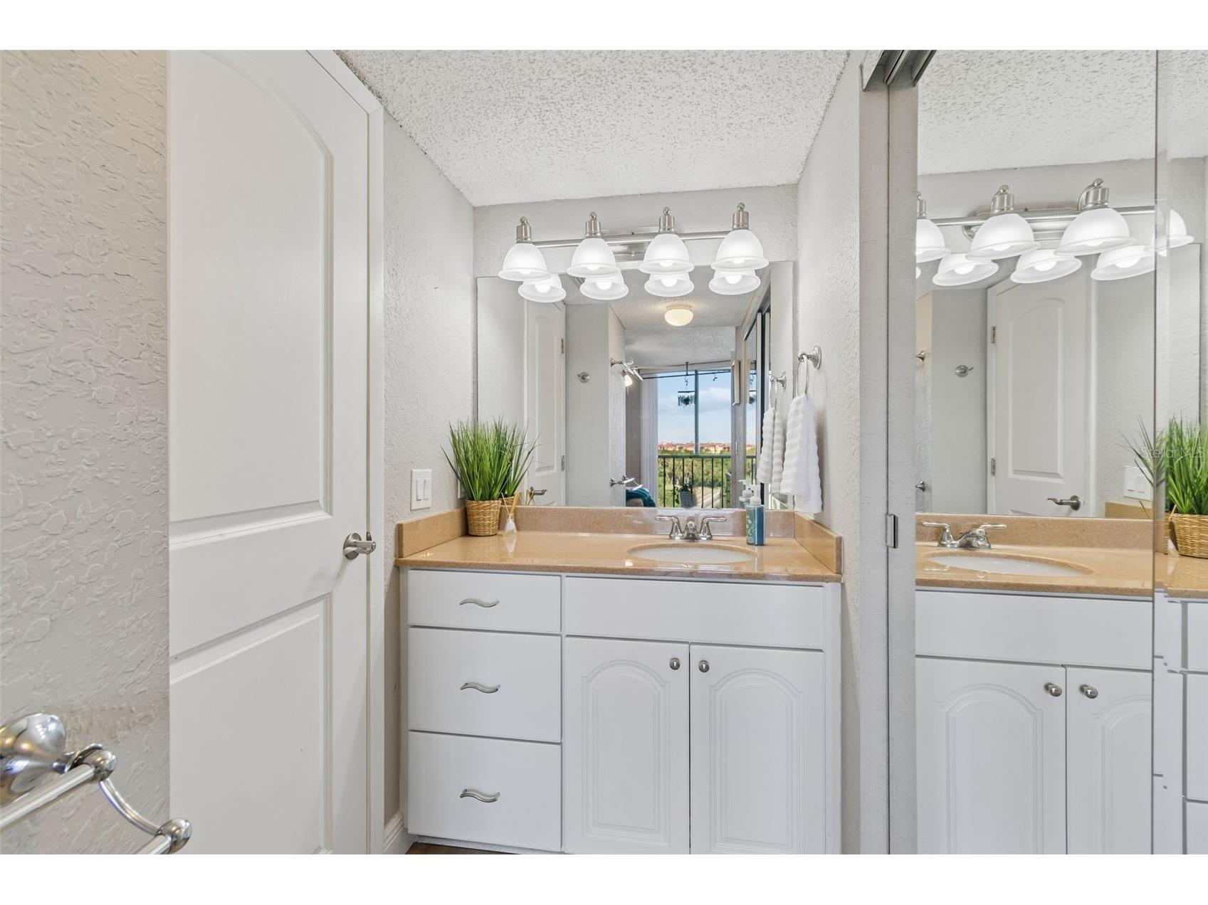 900 Cove Cay Drive #5F Clearwater FL 33760 - TAMPA BAY TB8489020 image32