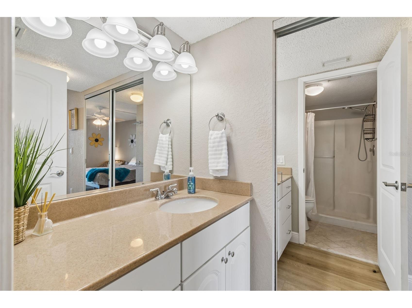 900 Cove Cay Drive #5F Clearwater FL 33760 - TAMPA BAY TB8489020 image34