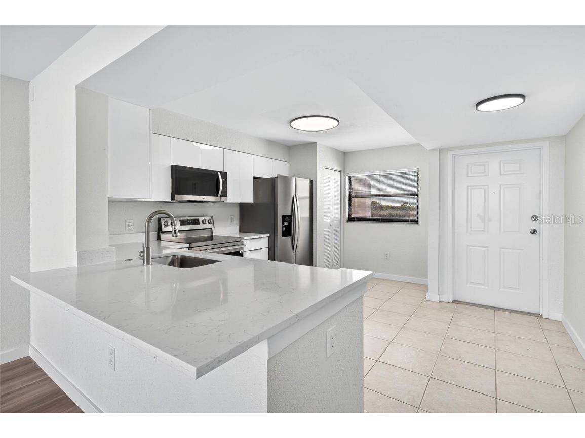 900 Cove Cay Drive #6E Clearwater FL 33760 TB8441889 image9