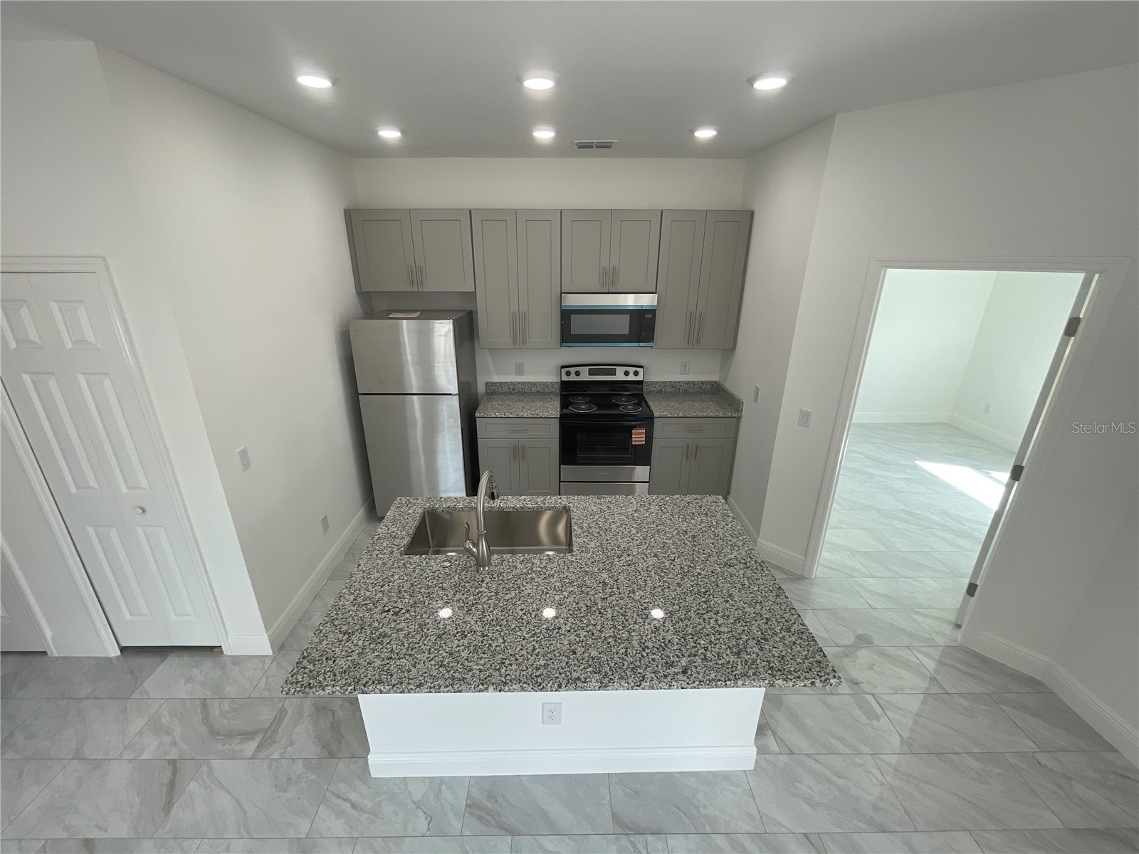 900 E Gottsche Avenue Eustis FL 32726 O6384706 image10