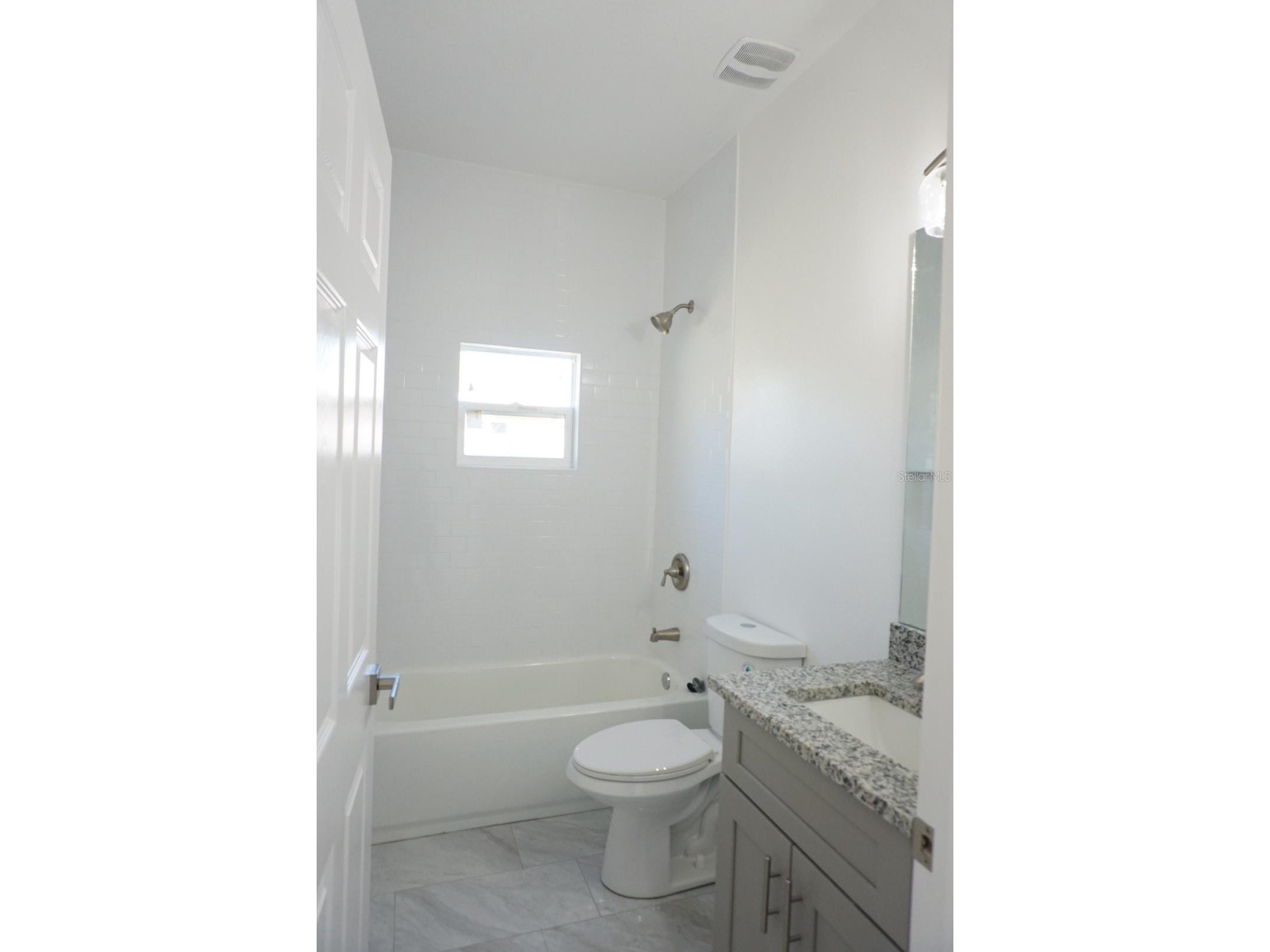 900 E Gottsche Avenue Eustis FL 32726 O6384706 image4