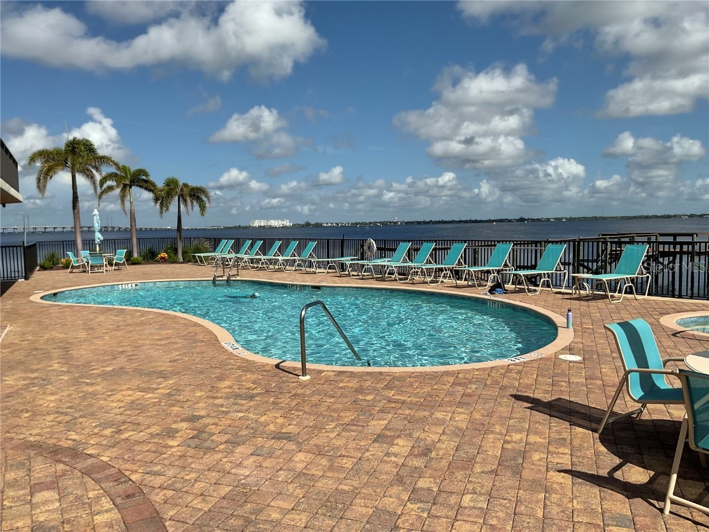 900 E Marion Avenue #1213 Punta Gorda FL 33950 - CHARLOTTE HARBOR C7512985 image1
