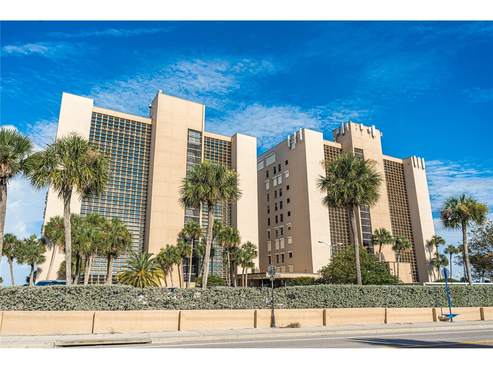 900 Gulf Boulevard #702 Indian Rocks Beach FL 33785 - GULF OF MEXICO TB8493729 image1
