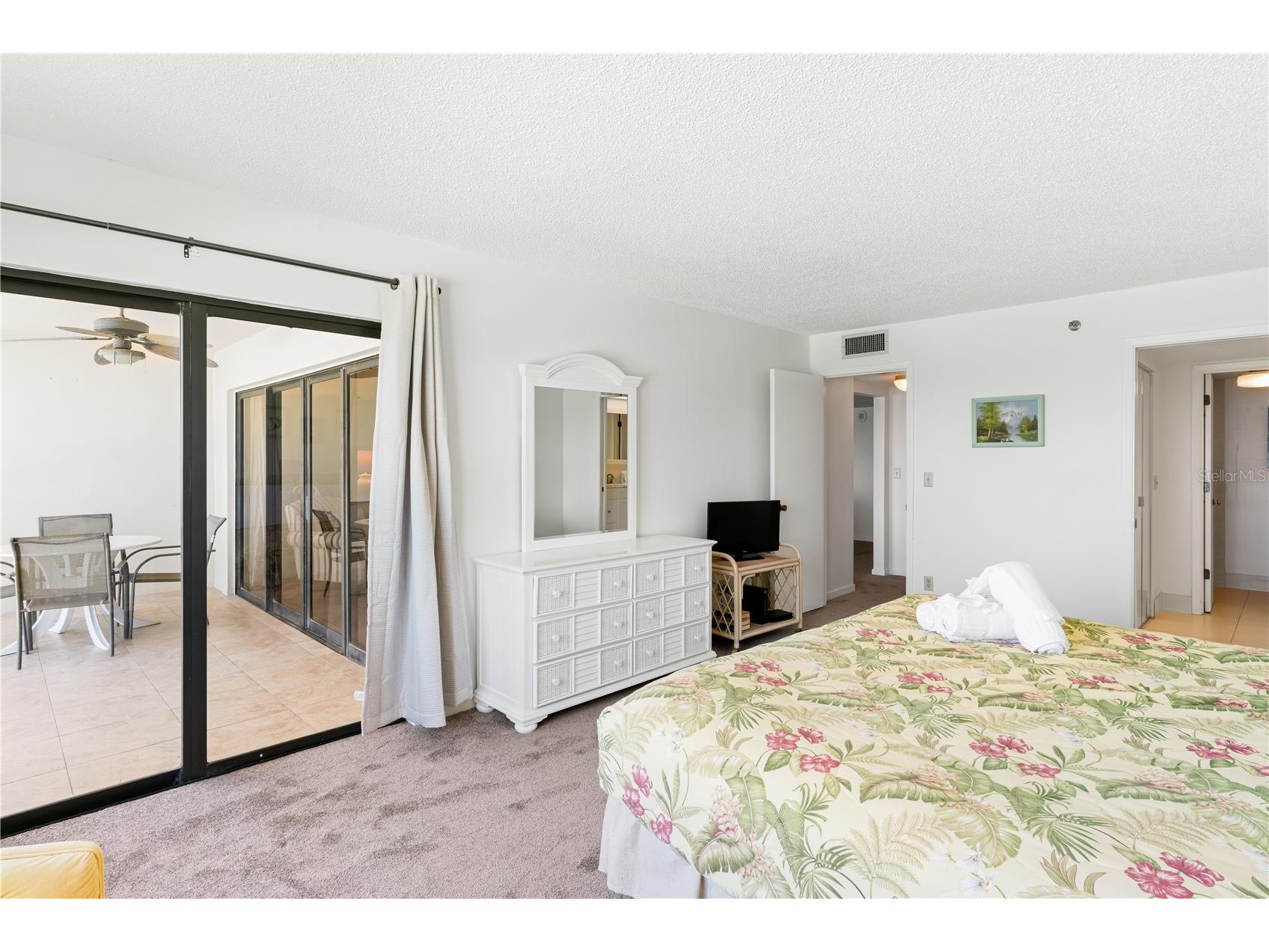 900 Gulf Boulevard #702 Indian Rocks Beach FL 33785 - GULF OF MEXICO TB8493729 image17