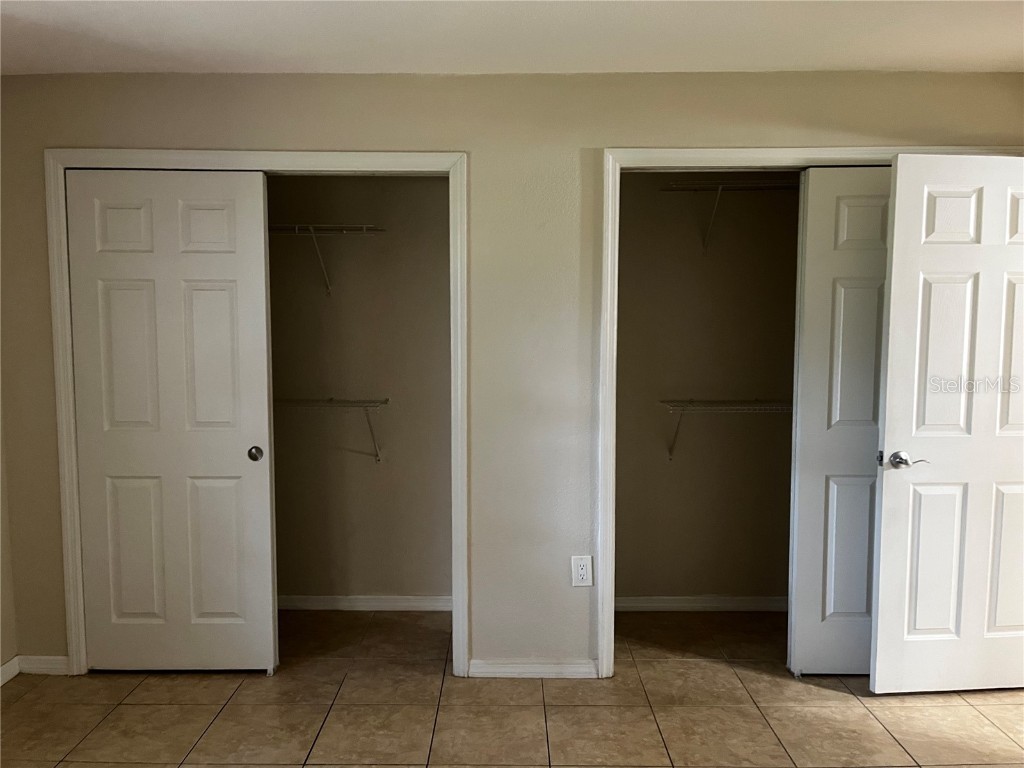 900 La Costa Circle #4 Sarasota FL 34237 A4647706 image20