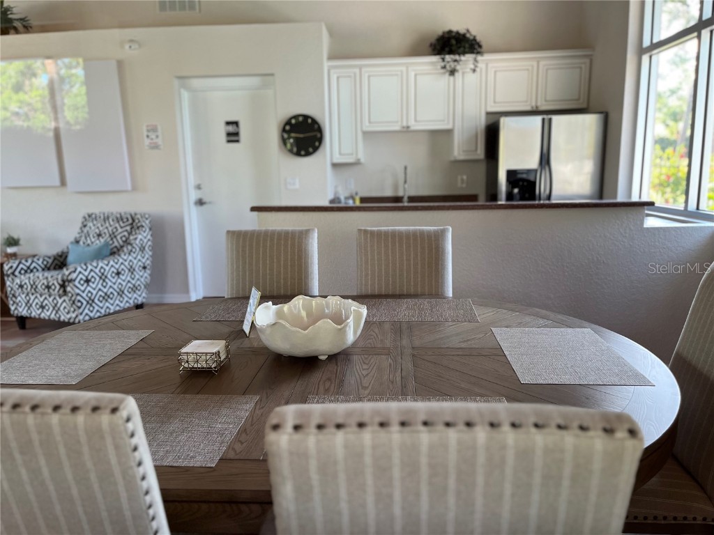 900 La Costa Circle #4 Sarasota FL 34237 A4647706 image33