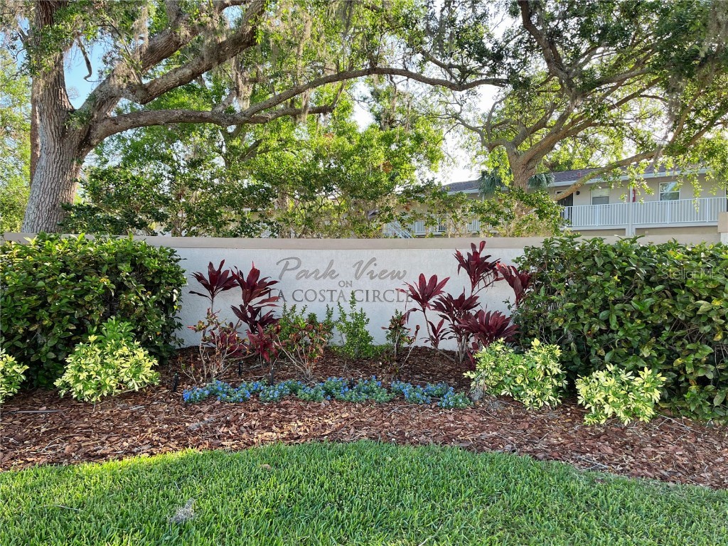 900 La Costa Circle #4 Sarasota FL 34237 A4647706 image4