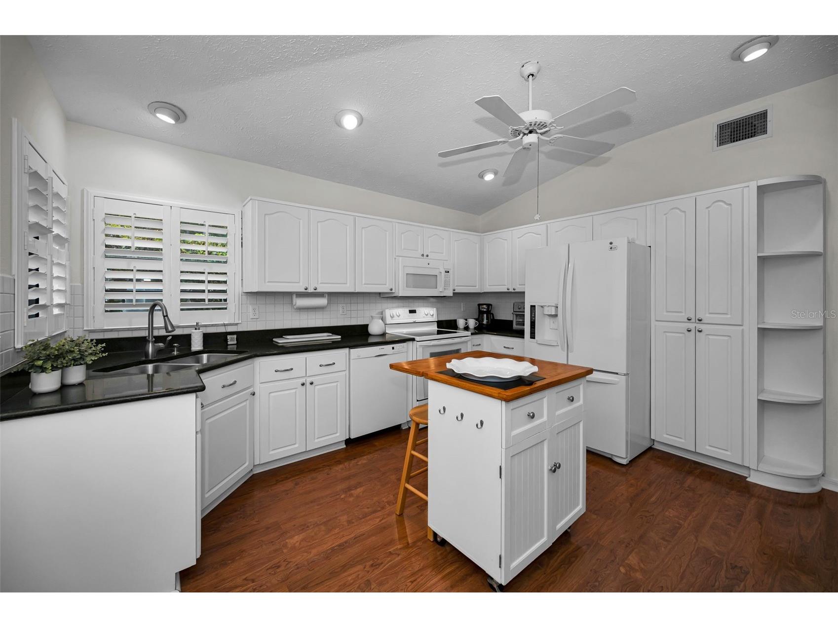 900 Lucas Lane Oldsmar FL 34677 TB8527577 image9