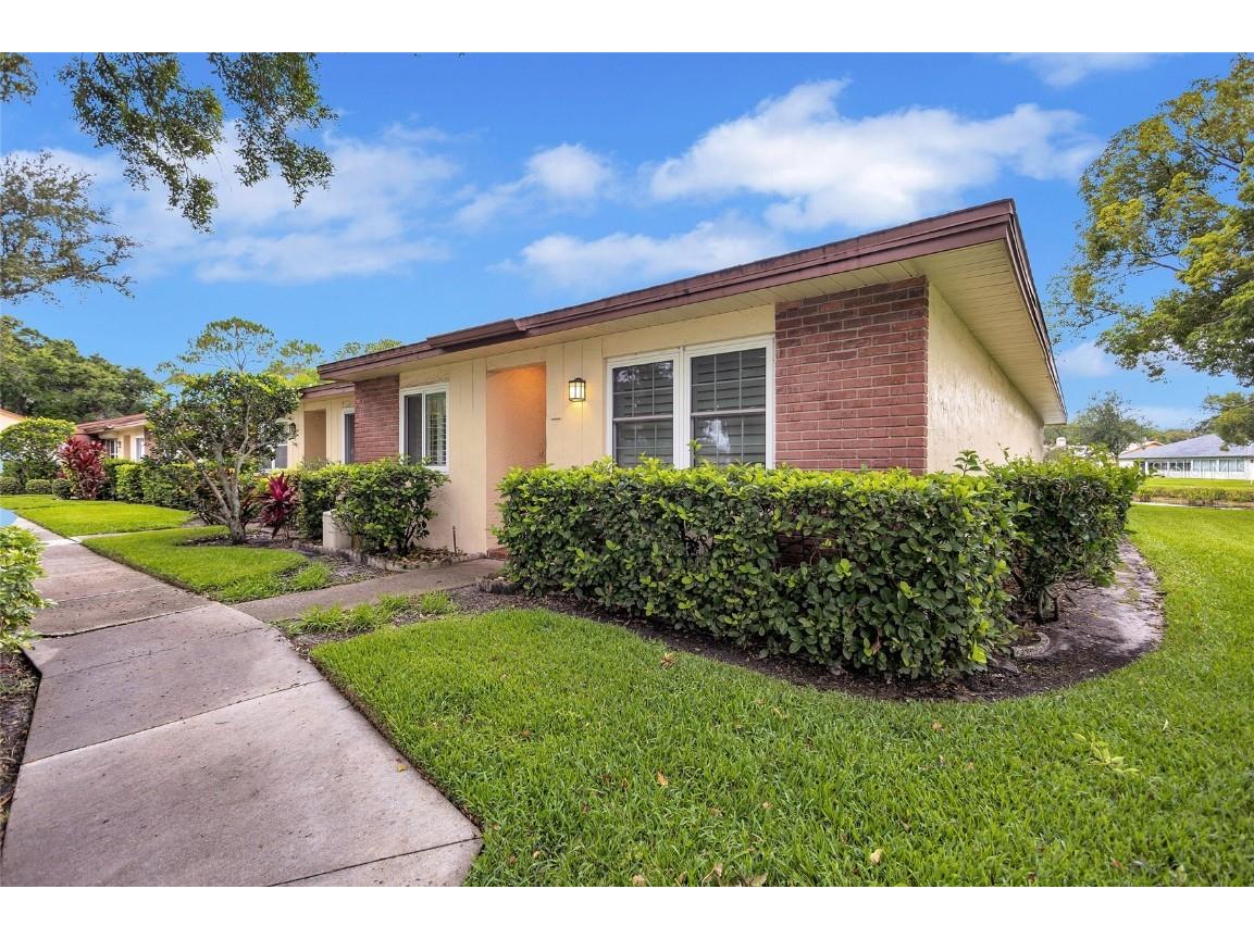 900 Maclaren Drive N #D Palm Harbor FL 34684 TB8399887 image1