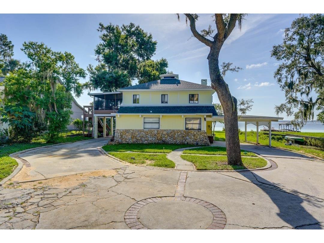 900 N Harbor Terrace Tavares FL 32778 - LAKE DORA O6333934 image1