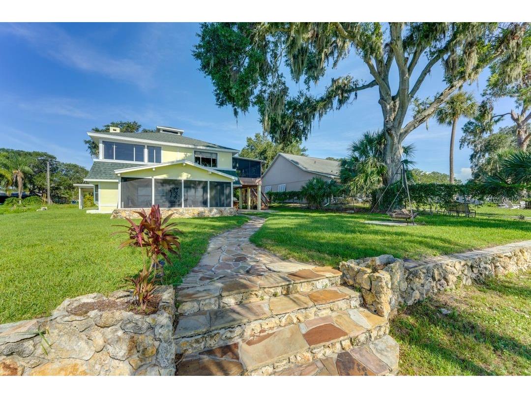 900 N Harbor Terrace Tavares FL 32778 - LAKE DORA O6333934 image3