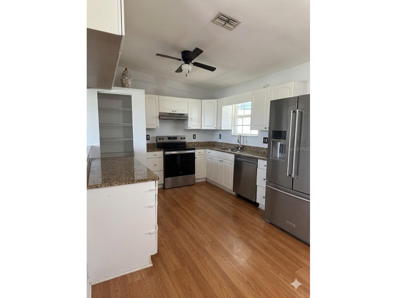 900 NE 18th Terrace Cape Coral FL 33909 C7525830 image3
