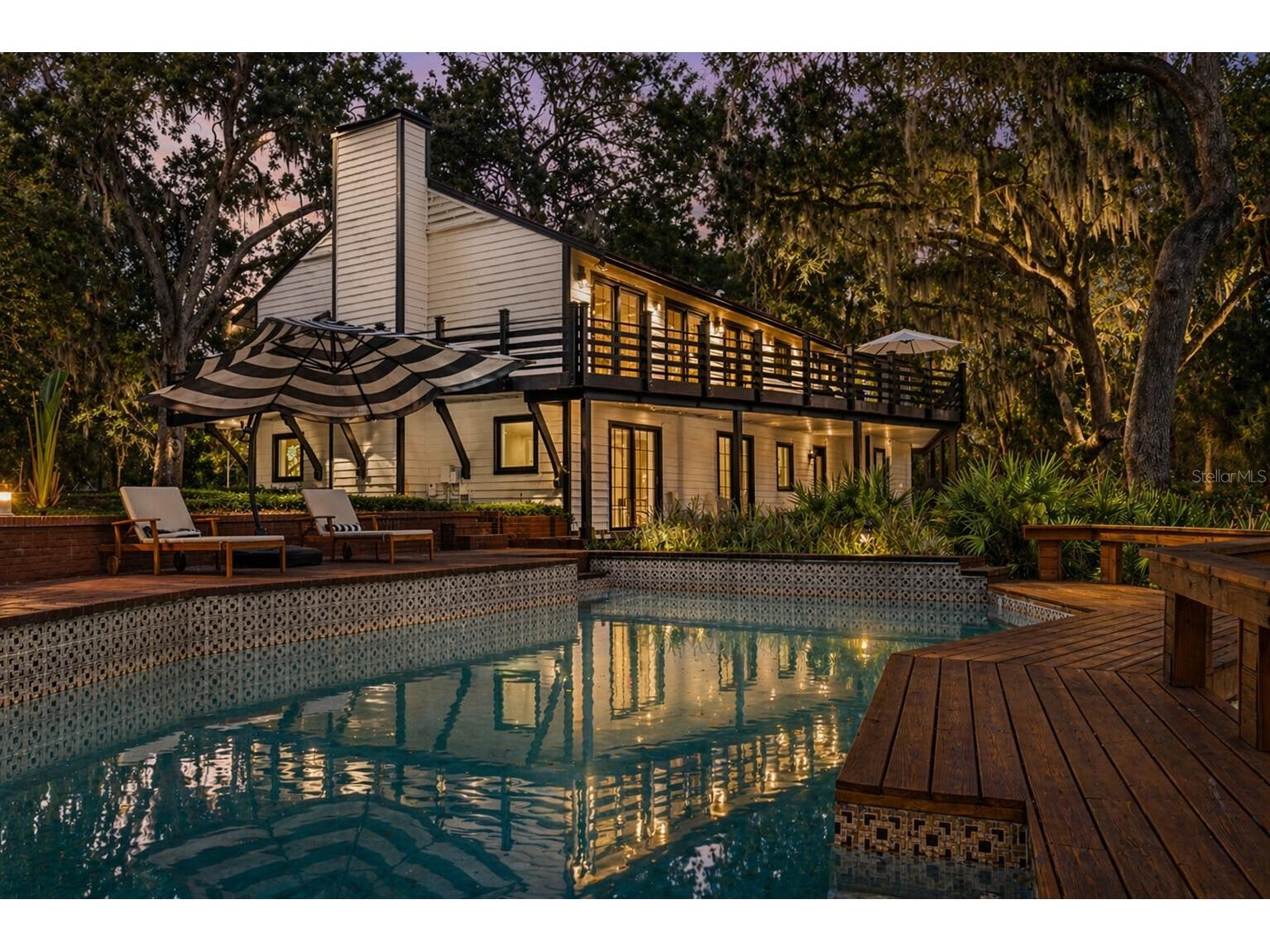 900 Oak Hollow Place Brandon FL 33510 TB8497365 image1
