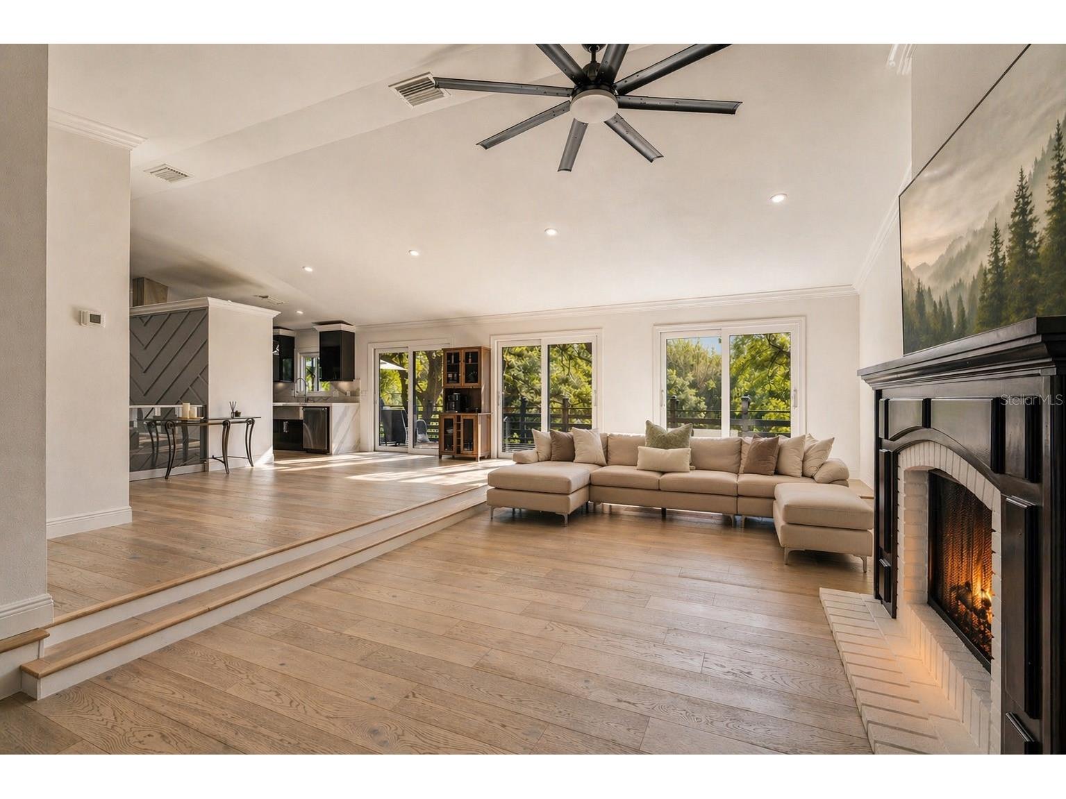 900 Oak Hollow Place Brandon FL 33510 TB8497365 image3