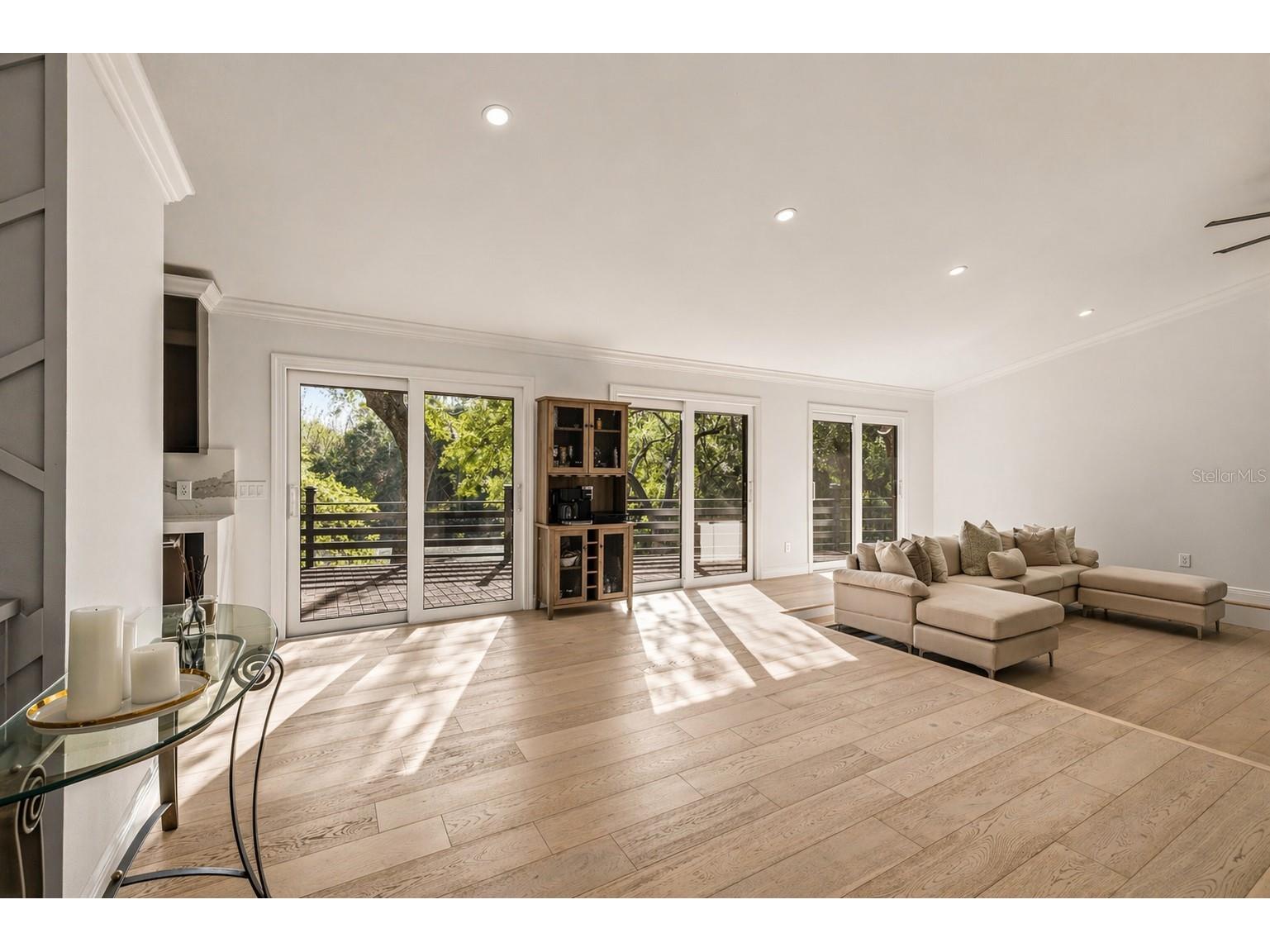 900 Oak Hollow Place Brandon FL 33510 TB8497365 image7