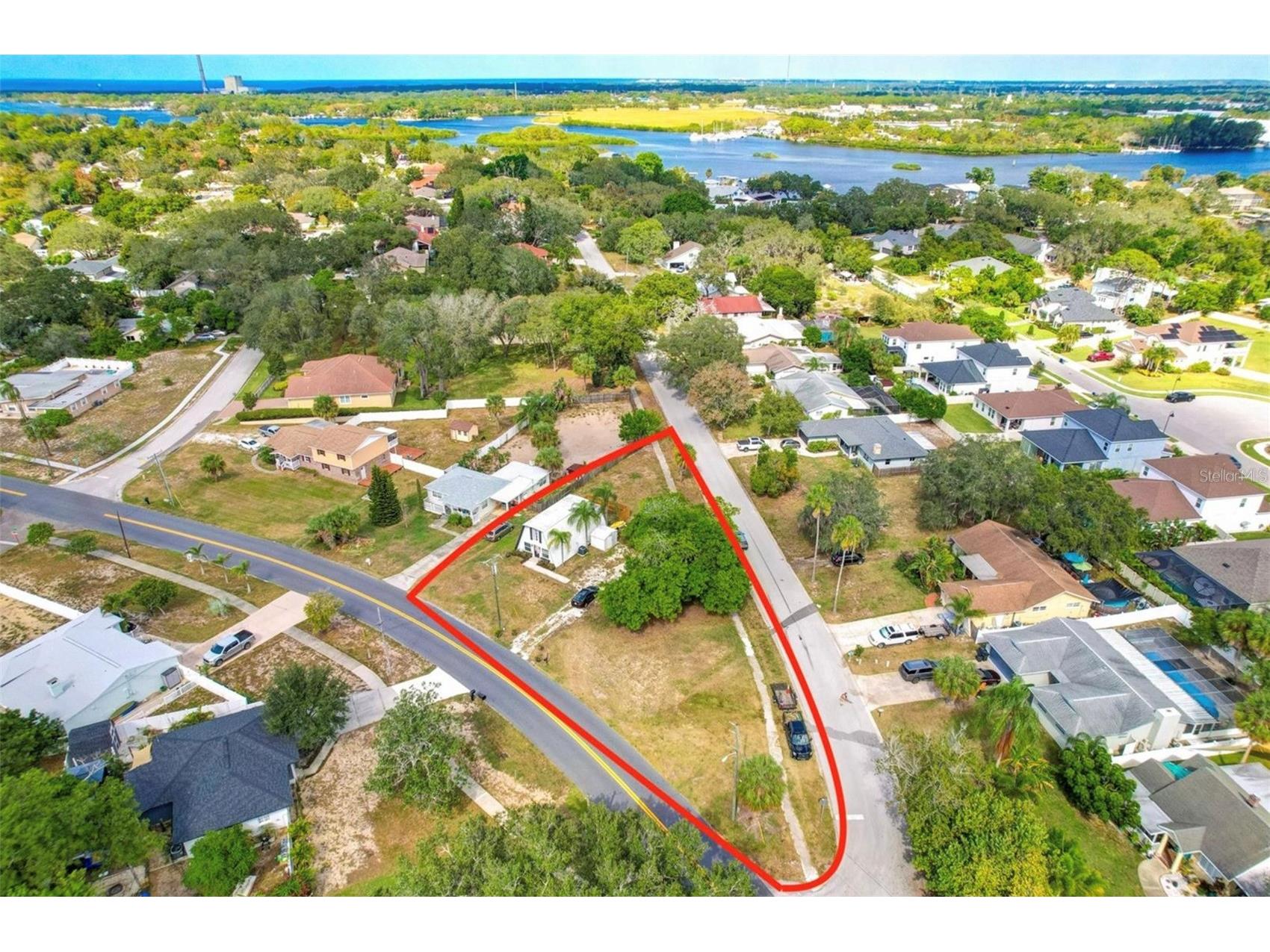 900 Riverside Drive Tarpon Springs FL 34689 A4679911 image42