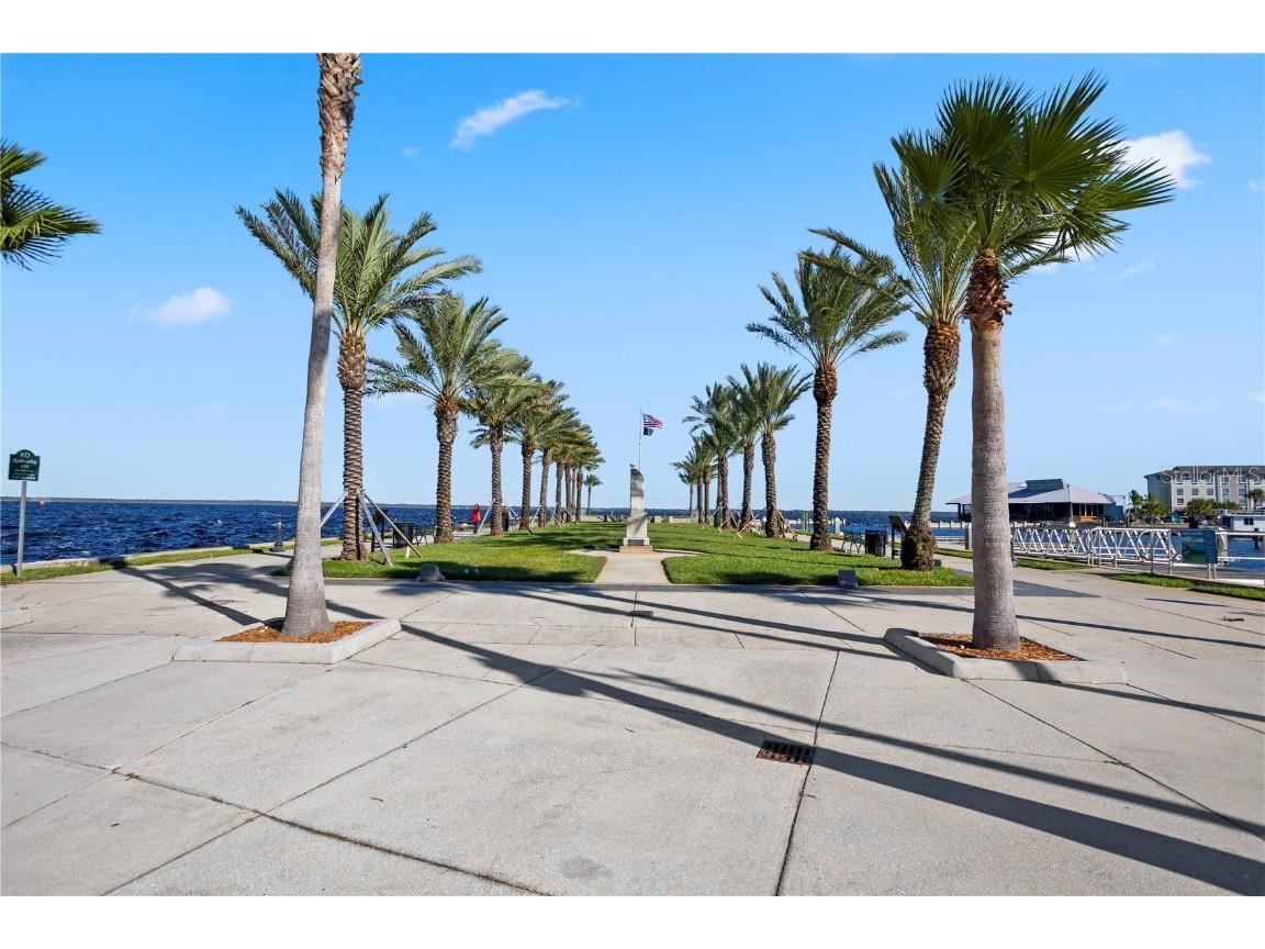 900 S Locust Avenue Sanford FL 32771 O6365065 image46