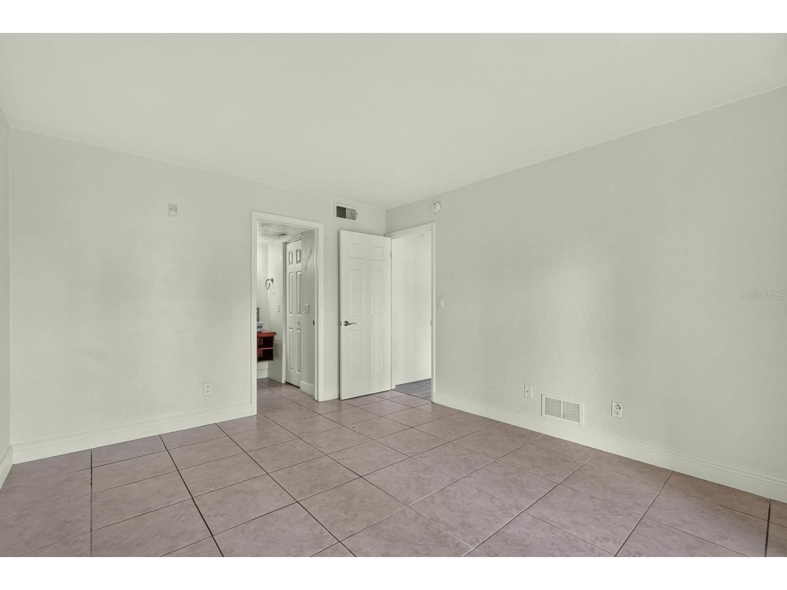 900 S Peninsula Drive #214 Daytona Beach FL 32118 FC319333 image20