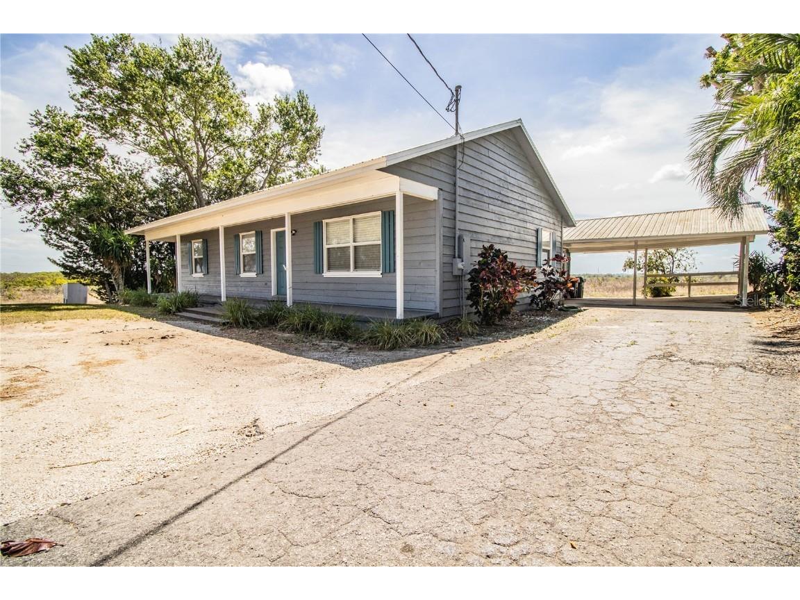 900 T S Wilson Road Frostproof FL 33843 L4936227 image1