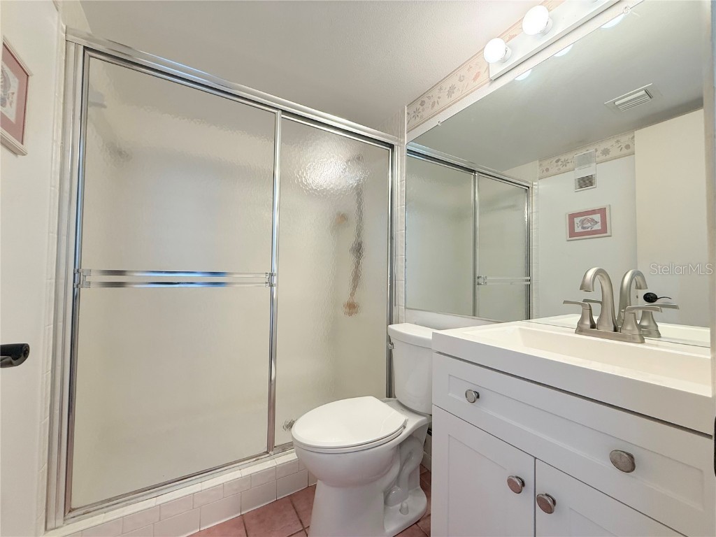 9000 Commodore Drive #302 Seminole FL 33776 W7872611 image17