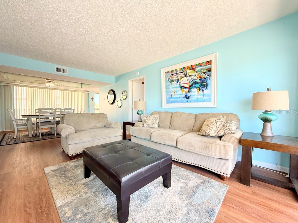 9000 Commodore Drive #302 Seminole FL 33776 W7872611 image7