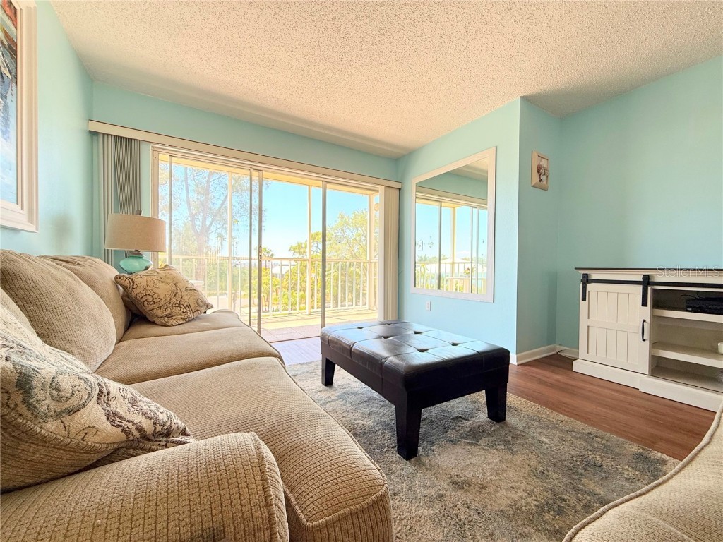 9000 Commodore Drive #302 Seminole FL 33776 W7872611 image8