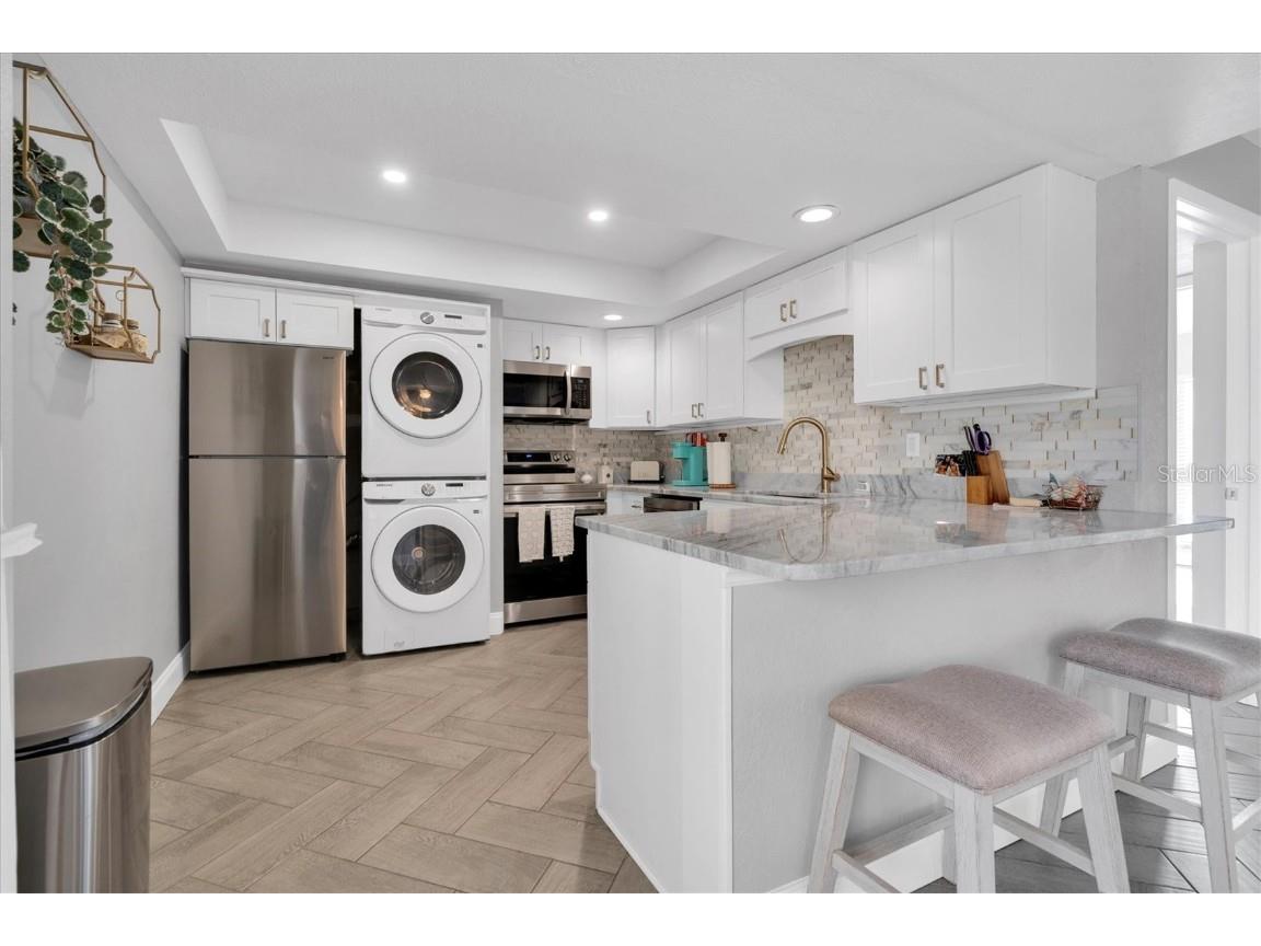 9000 Commodore Drive #401 Seminole FL 33776 TB8320575 image10