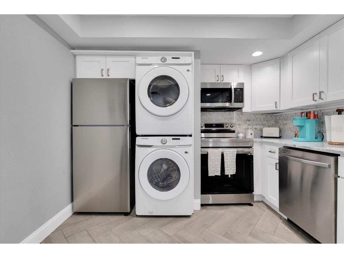 9000 Commodore Drive #401 Seminole FL 33776 TB8320575 image11