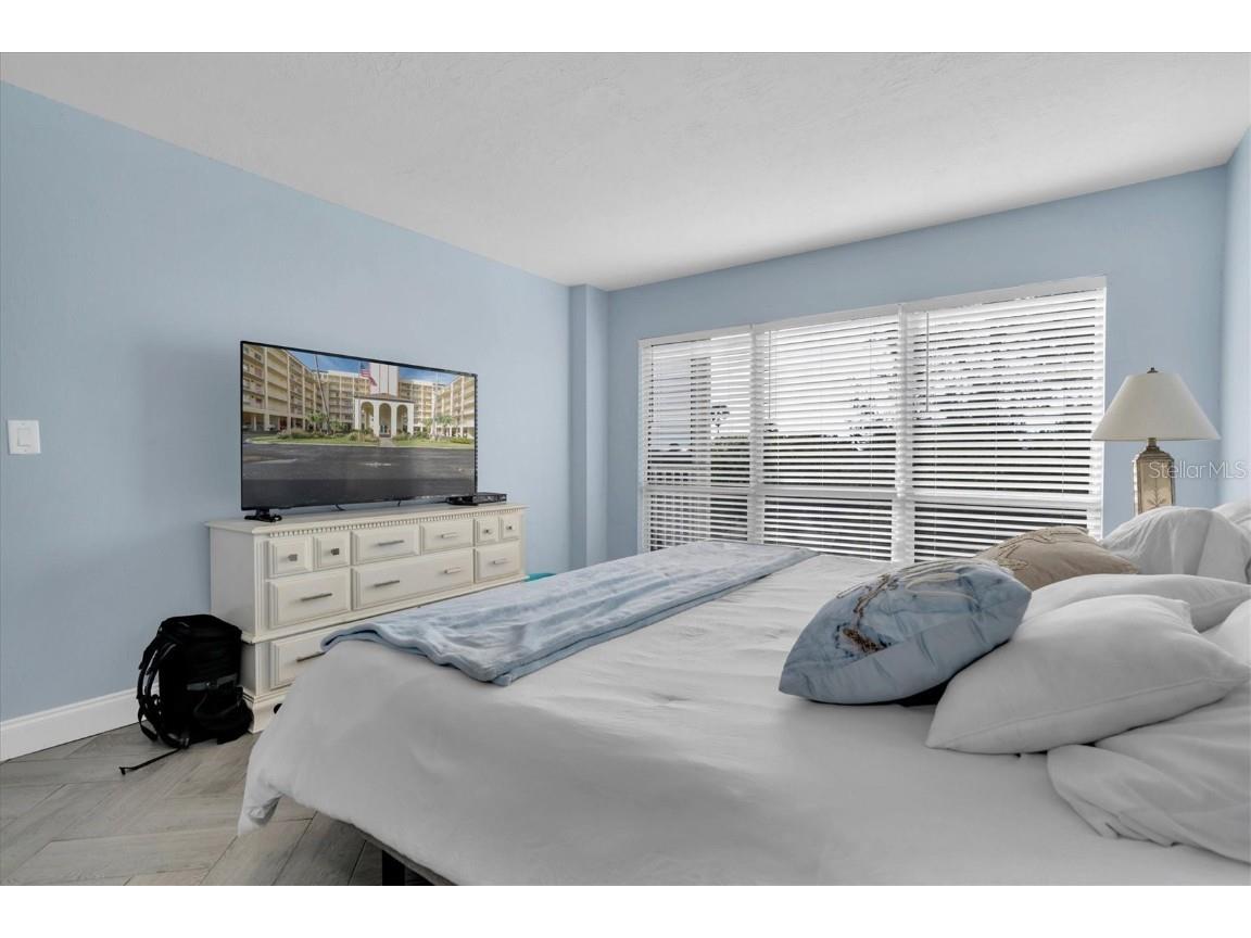 9000 Commodore Drive #401 Seminole FL 33776 TB8320575 image16