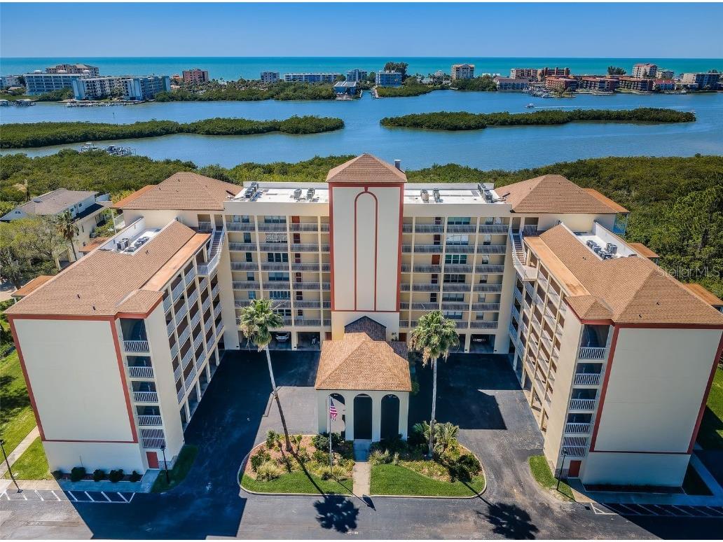 9000 Commodore Drive #707 Seminole FL 33776 - INTRACOASTAL WATERWAY U8236845 image1