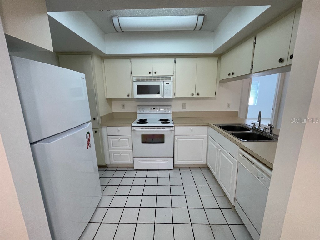 9000 Griggs Road #C Englewood FL 34224 C7516882 image6