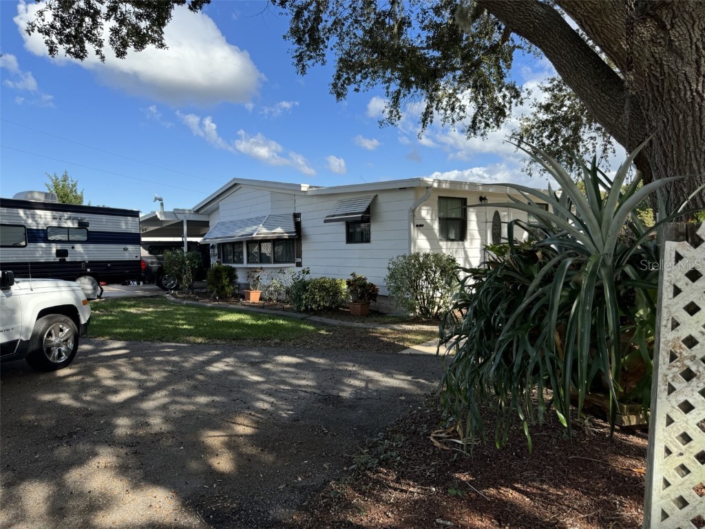 9000 Lake Point Boulevard Lake Wales FL 33898 - LAKE WALK IN WATER P4928210 image55