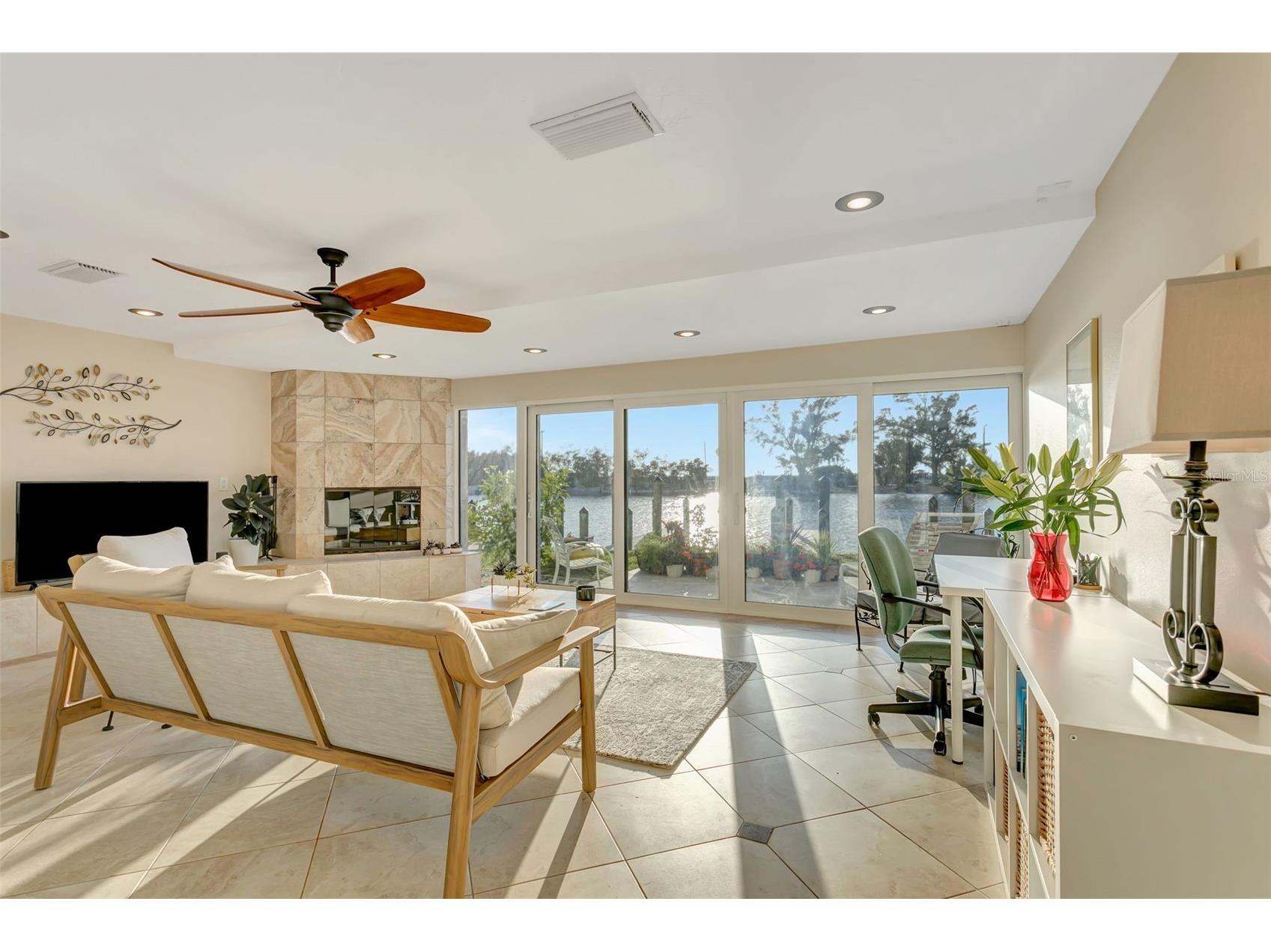9000 Midnight Pass Road #5 Sarasota FL 34242 A4683685 image2