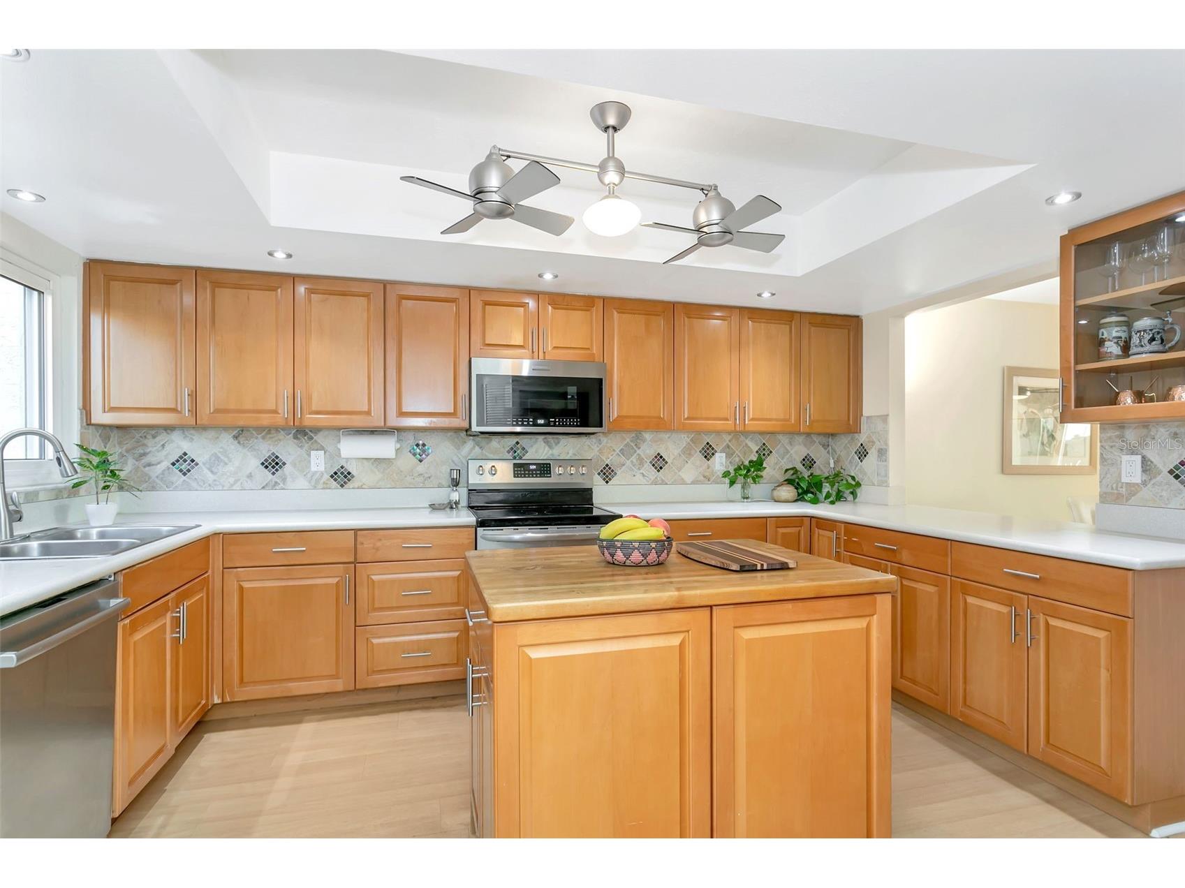 9000 Midnight Pass Road #5 Sarasota FL 34242 A4683685 image21